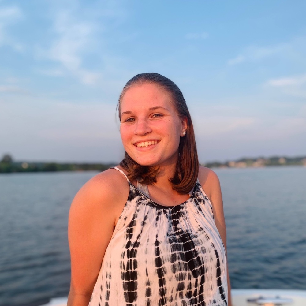 Meet your Posher, Natalie